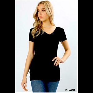 Zenana MUST HAVE Black Basic Top Size Small